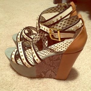 Jessica Simpson snakeskin wedges